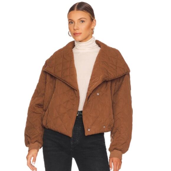BLANKNYC Cropped Puffer in Slightly Obsessed NWT Size Large - Picture 1 of 4
